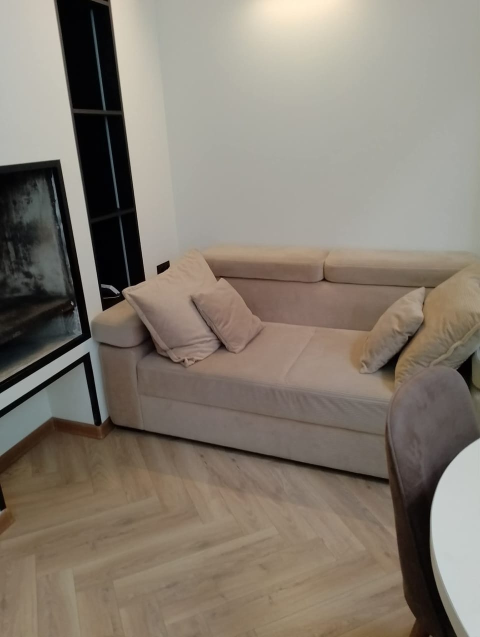 Apartment | Living area | Flat-screen TV