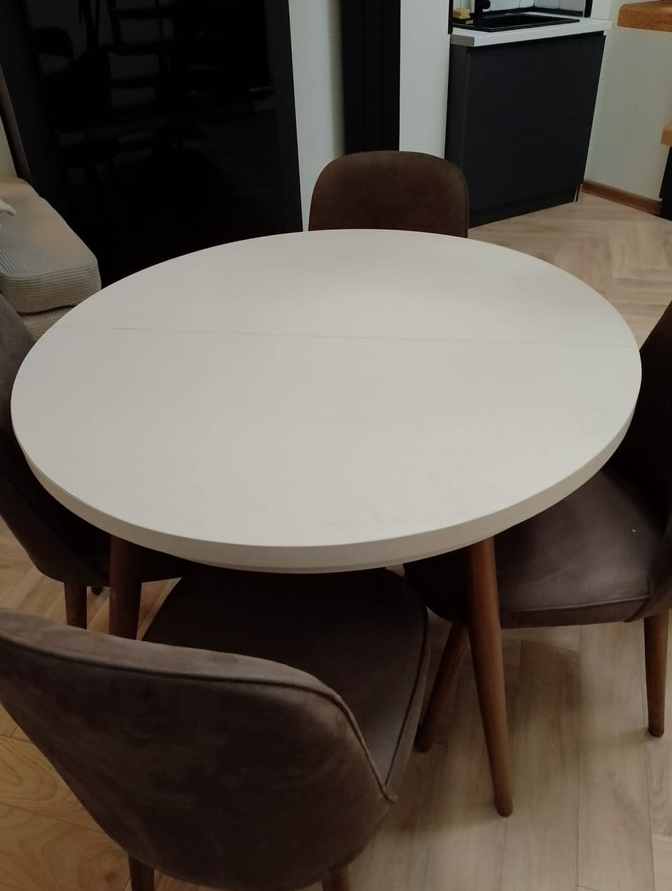 Apartment | Dining