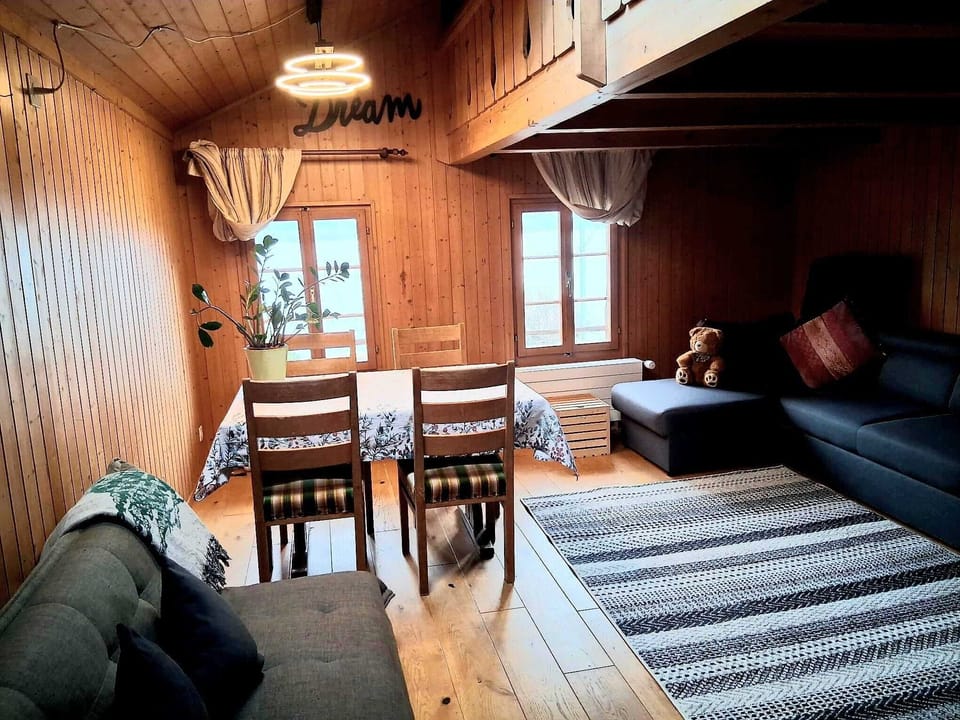 Chalet, 1 Bedroom, Patio, Garden View | Living room