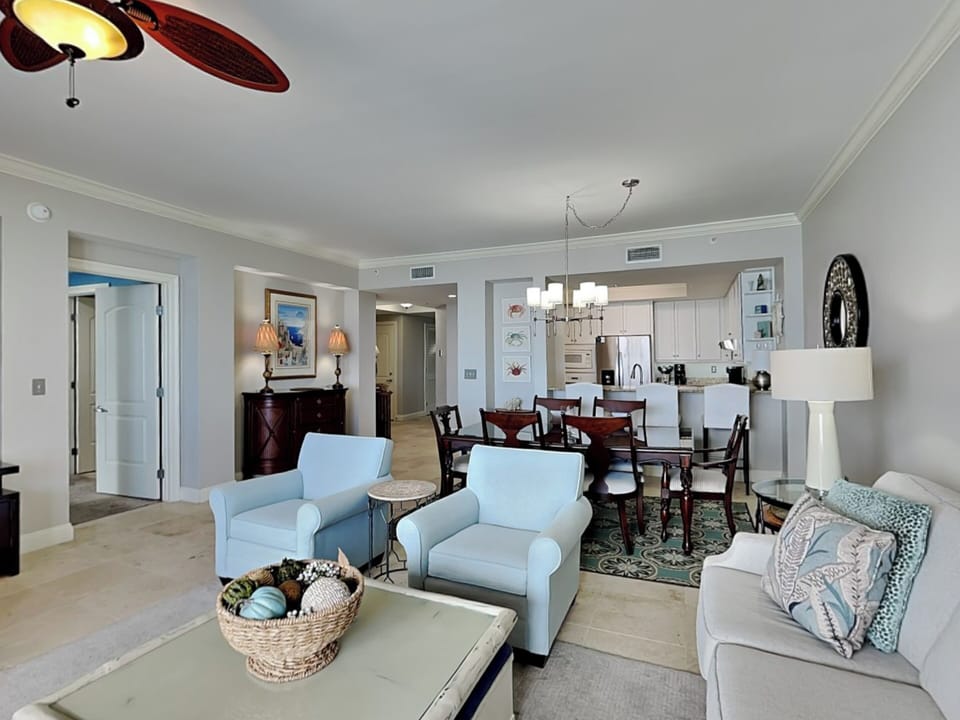 Living Area - Open Floor Plan