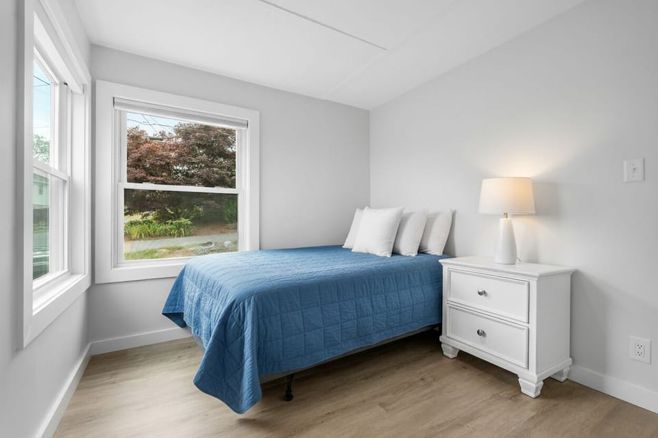 Third bedroom with a full bed.