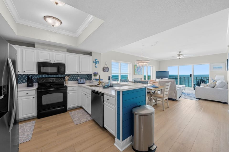 Crystal Shores West 501 Kitchen