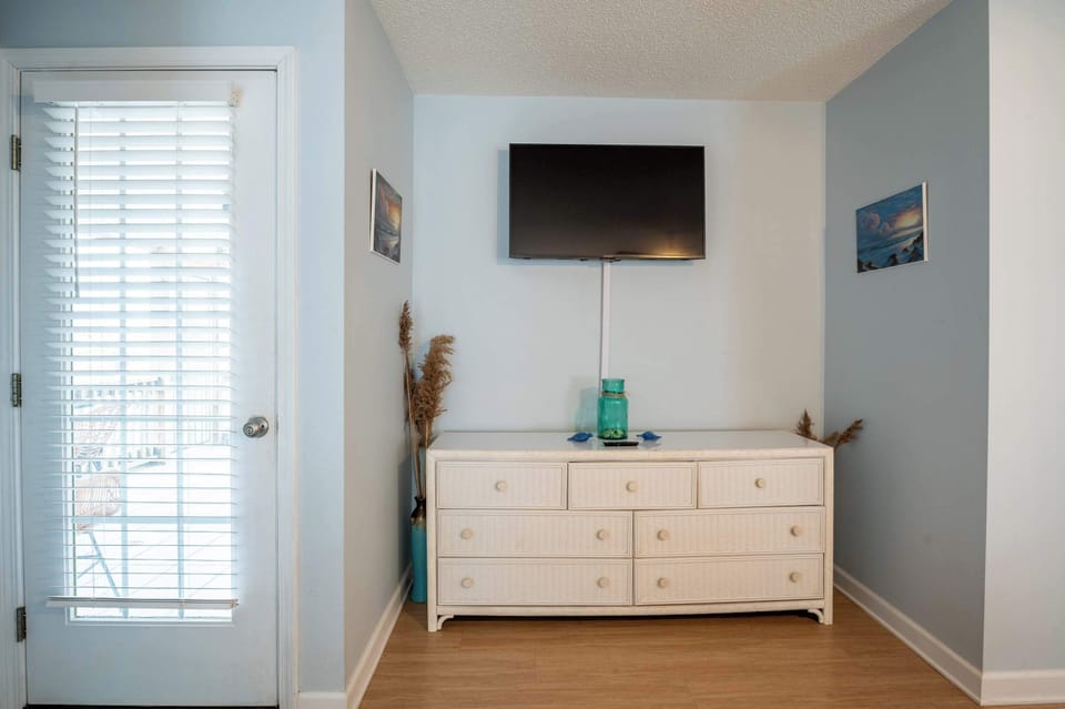 Level 2-Primary King Suite