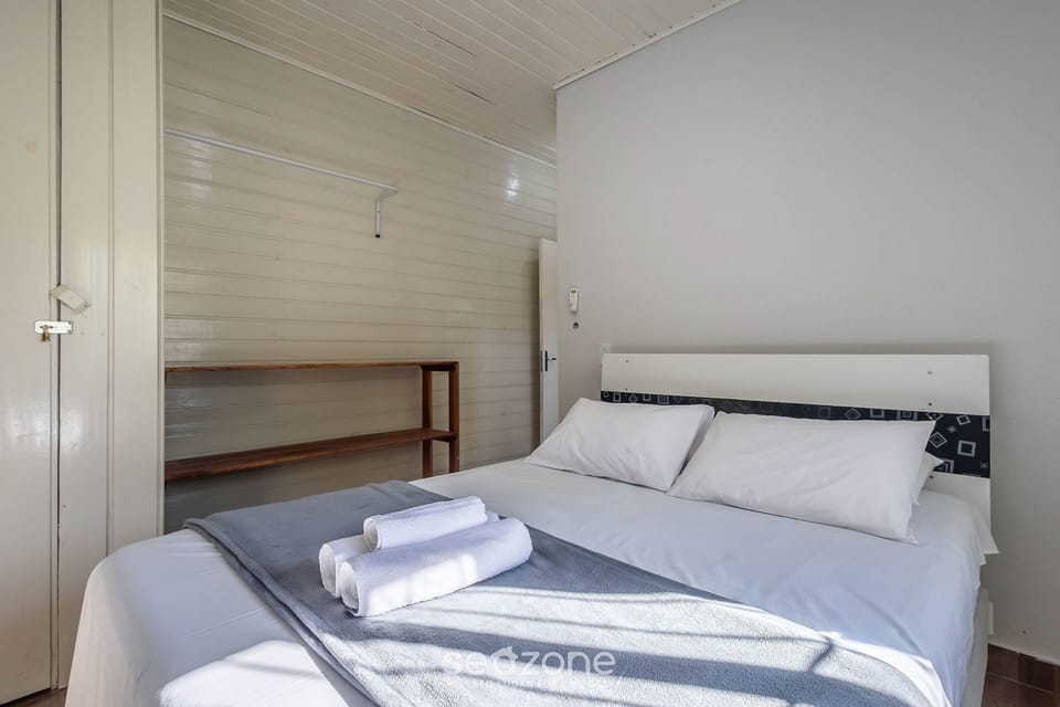 Basic Apartment | 3 bedrooms, free WiFi