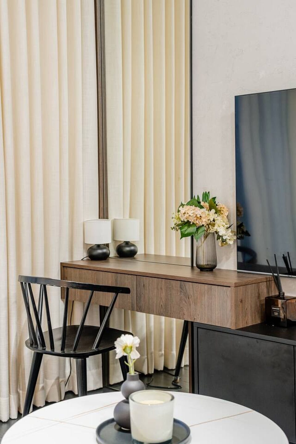 Stylish 38m2 Apartment just by the Center of Kraków | Book Now with RENTUJEMY