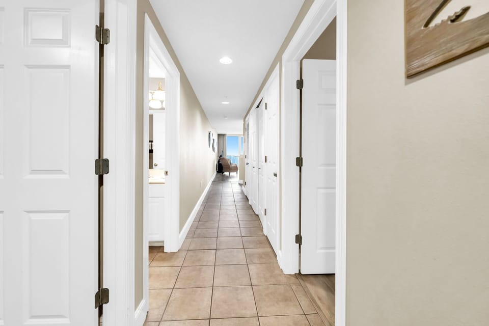 Welcome in to Majestic Beach Towers 2-2107