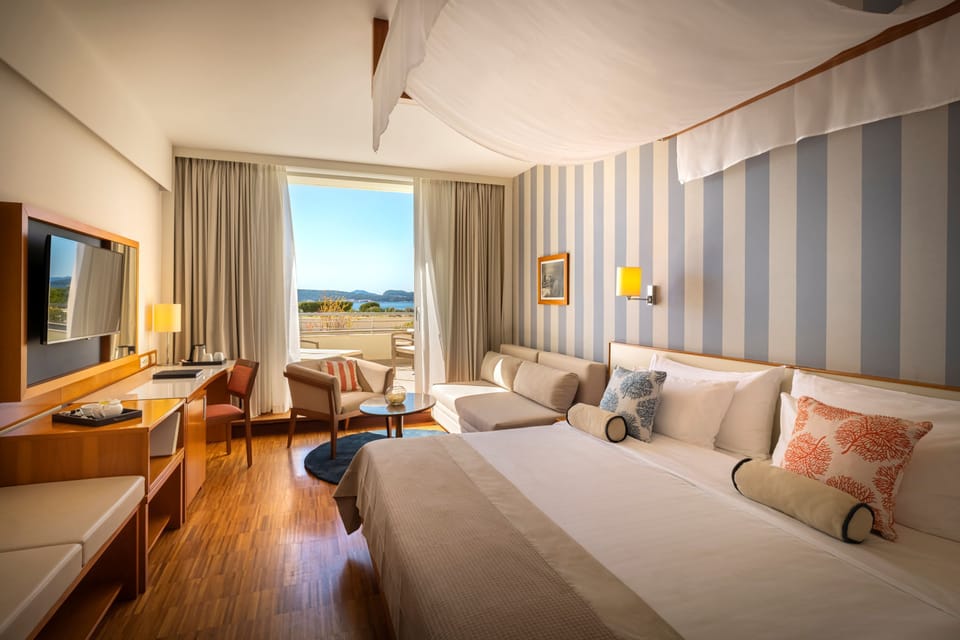 Room for 2+1  Seaview | Minibar, in-room safe, desk, iron/ironing board