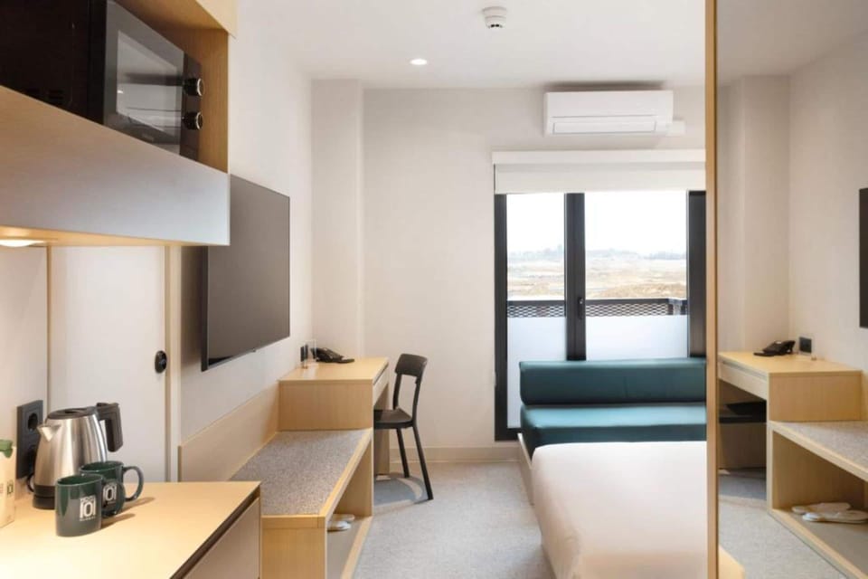 Standard Double Room | In-room safe, desk, laptop workspace, free WiFi