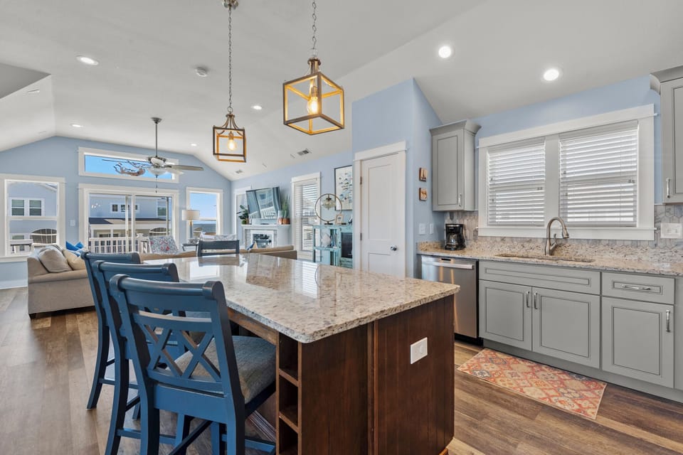 SCB04: Sound Legacy | Top Level Kitchen