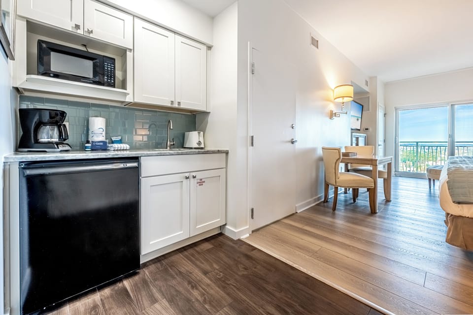 Studio Suite Kitchenette