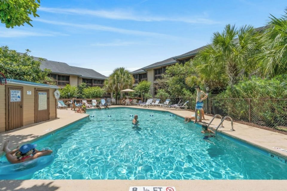 Enjoy an evening dip in this sparkling pool!