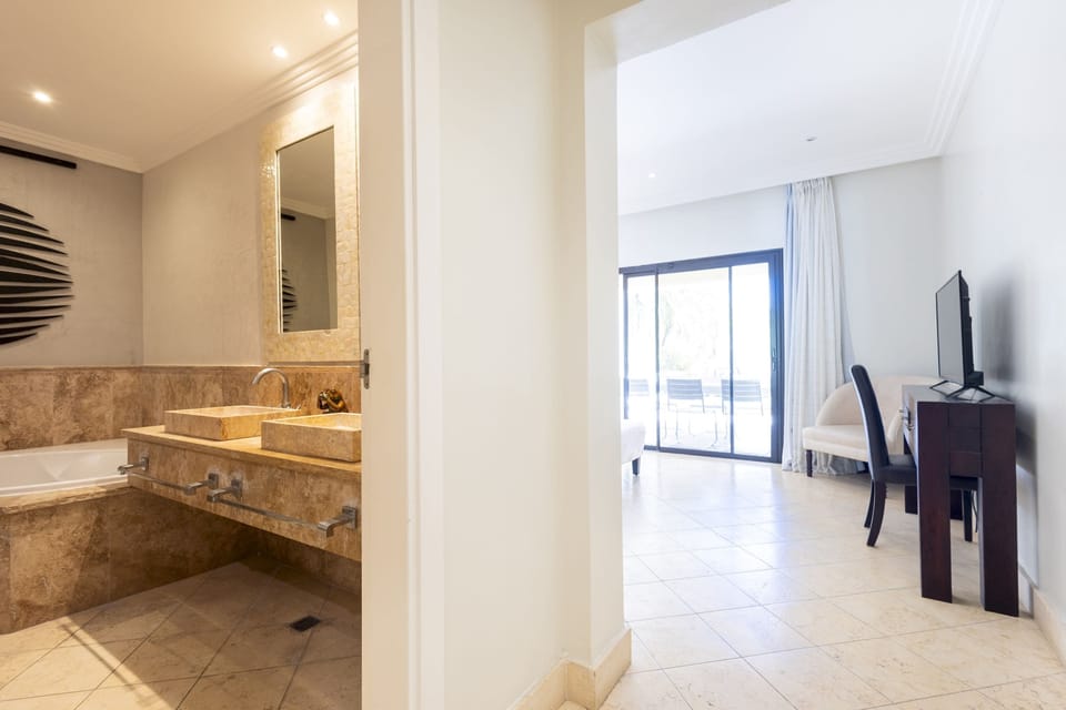 3-bedroom Cap Cana Gem Terrace Picuzzi Marina Apartment in Punta Cana