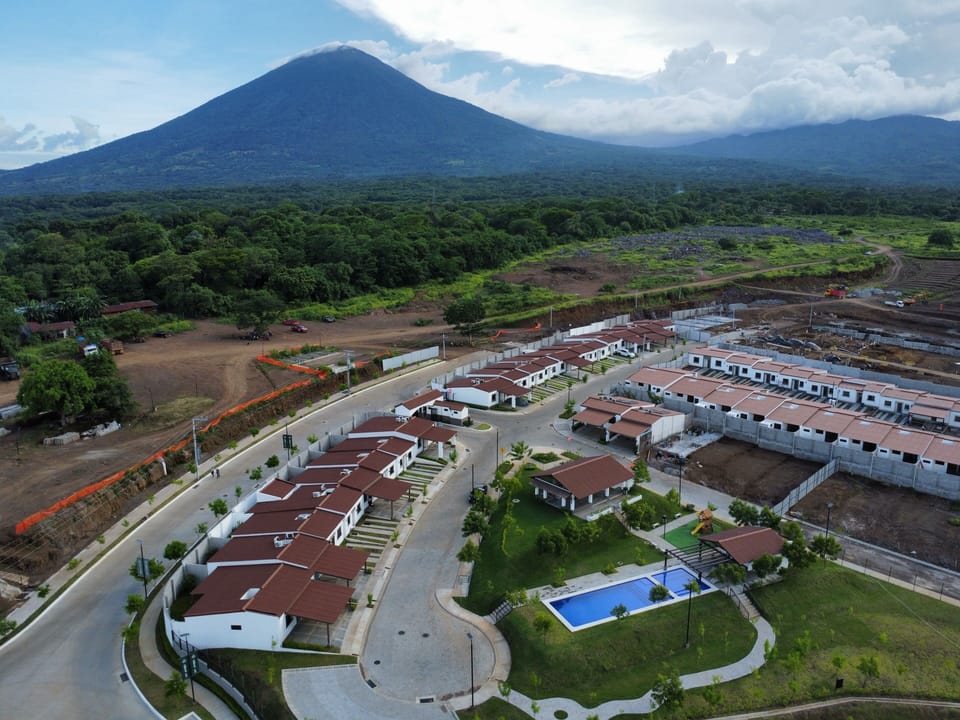 Vista al volcan de San Miguel