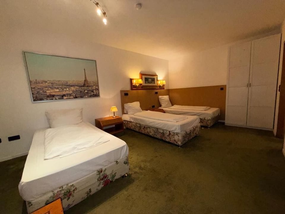 Deluxe Triple Room | Free WiFi