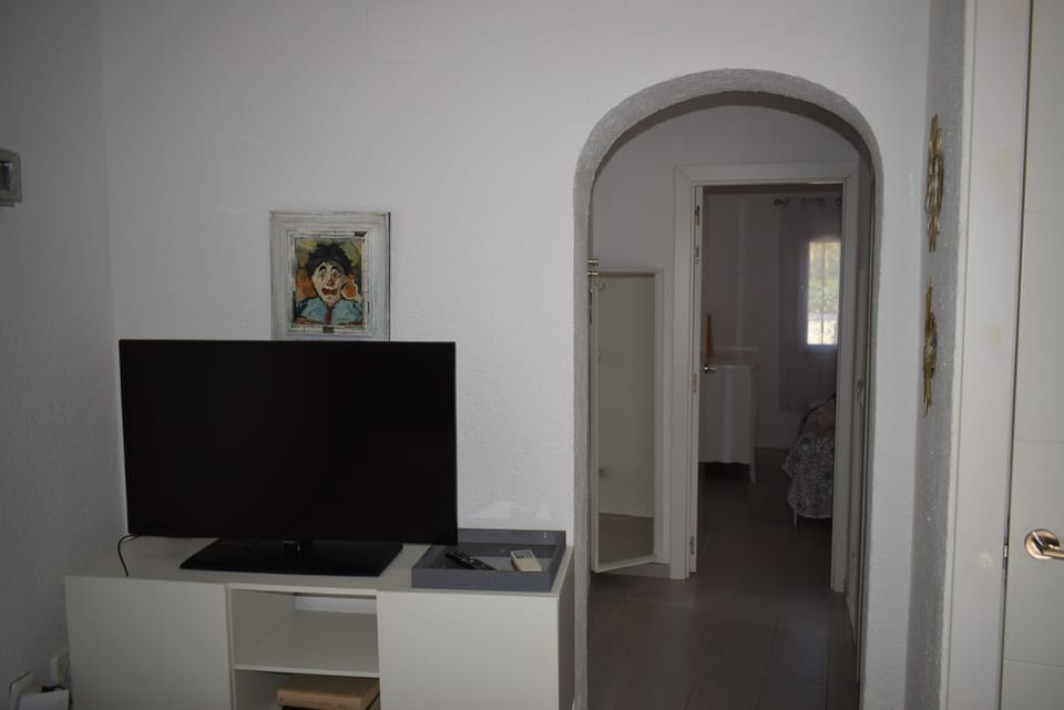 House, Smoking | 1 bedroom