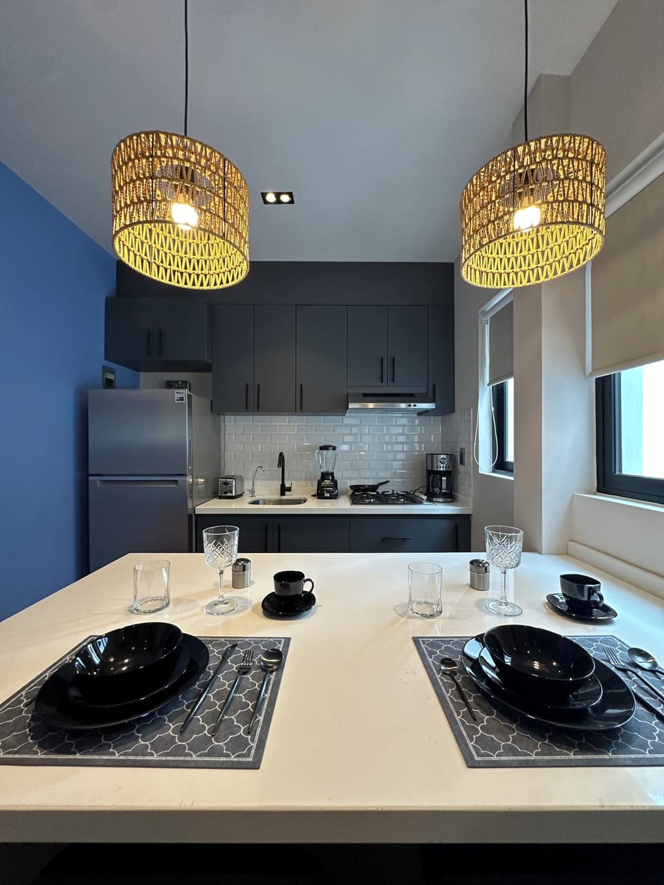 Oasis Náutico · Departamento · Cama King con Sofá Cama · Cocina | Private kitchen | Full-size fridge, microwave, stovetop, coffee/tea maker
