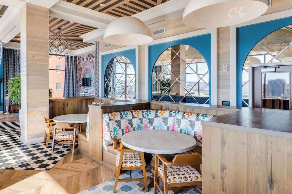 Sky Lounge Common Area Wi-Fi Access Clubroom with Entertainment Space