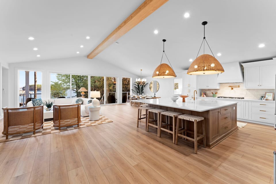 House (5 Bedrooms) | Interior