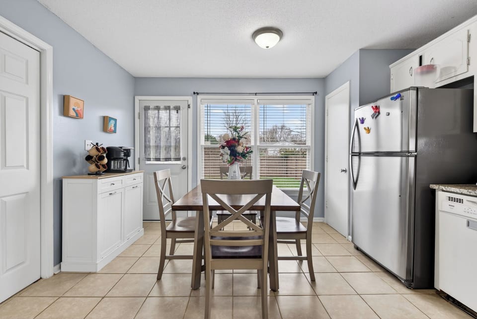 Fully equipped kitchen with coffee bar and laundry included.