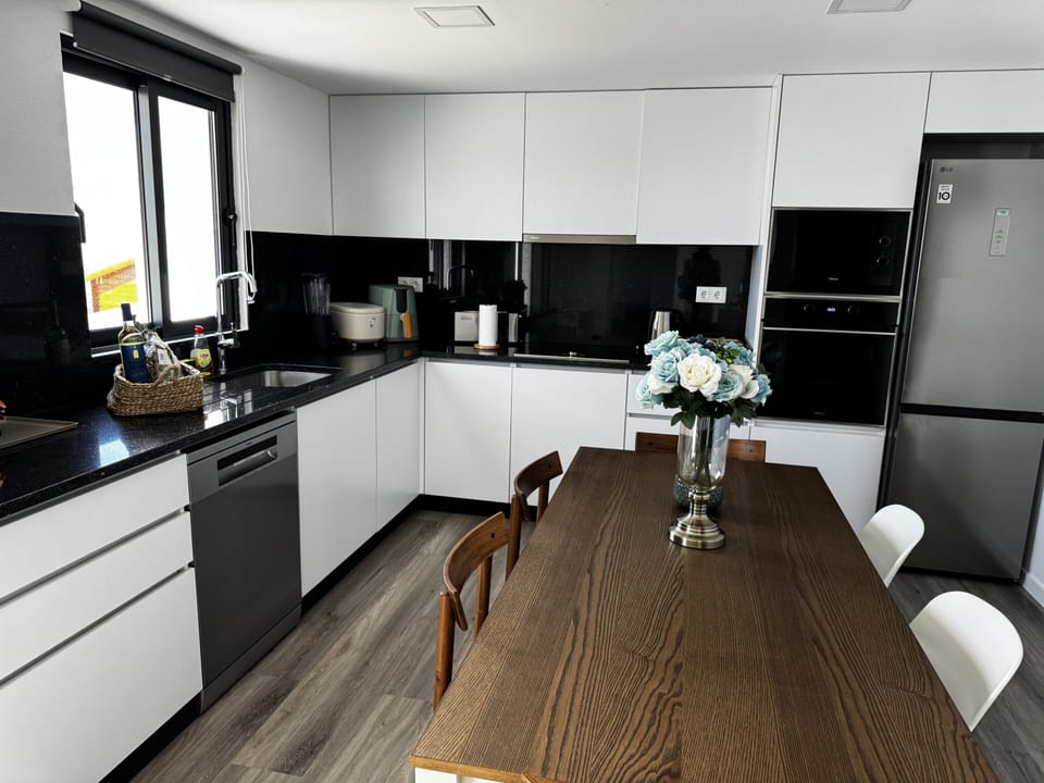 Full-size fridge, microwave