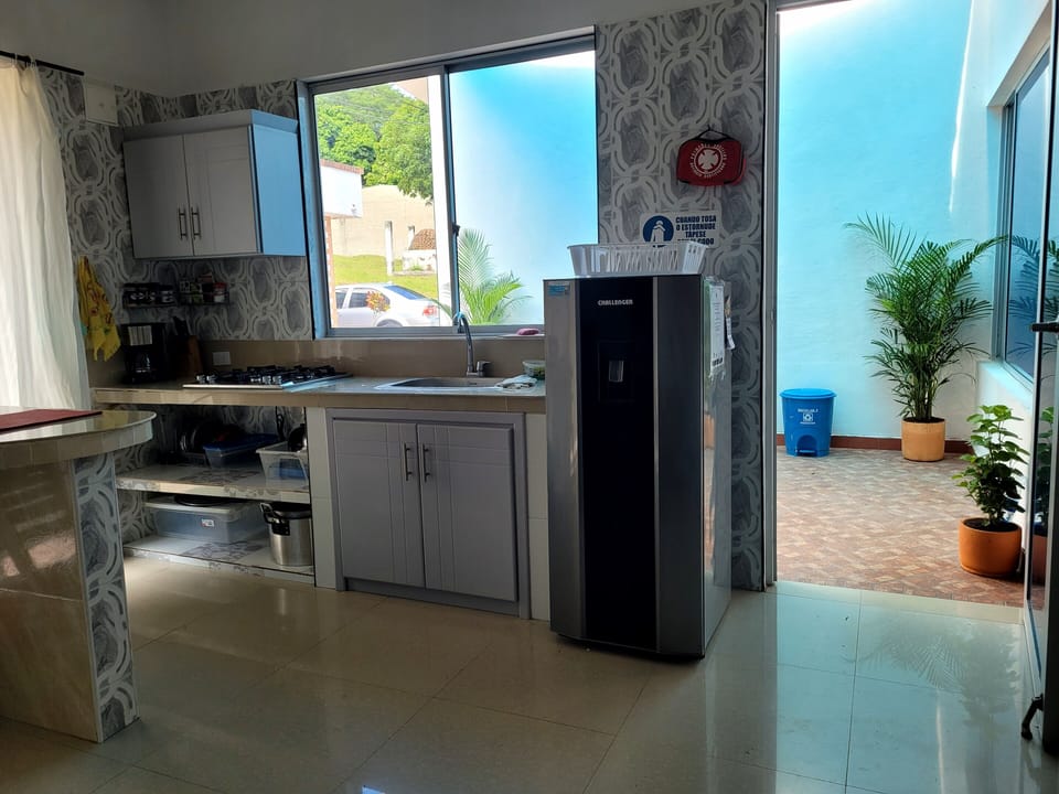 Standard Condo, 3 Bedrooms | Private kitchen