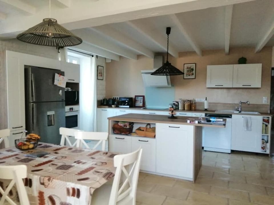 Shared fridge, microwave