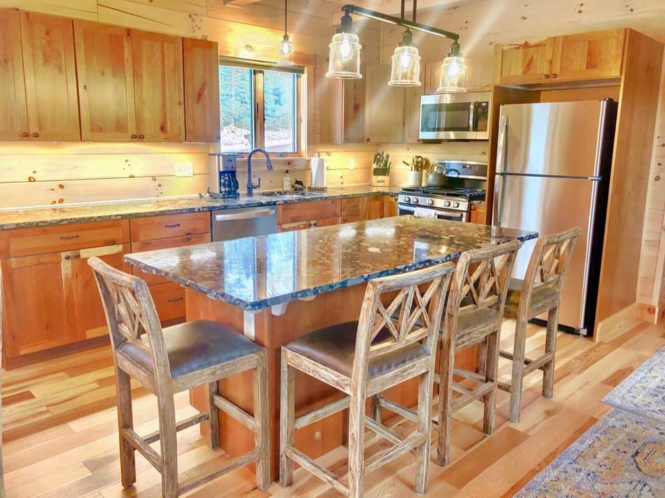 Chalet (4 Bedrooms) | Interior