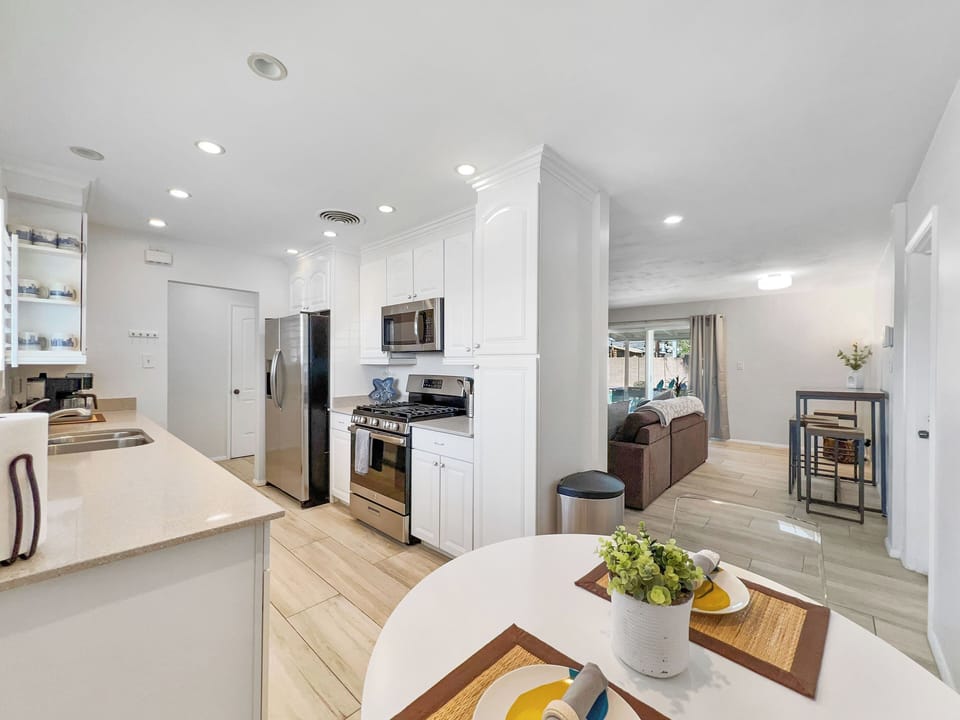 House (2 Bedrooms) | Interior