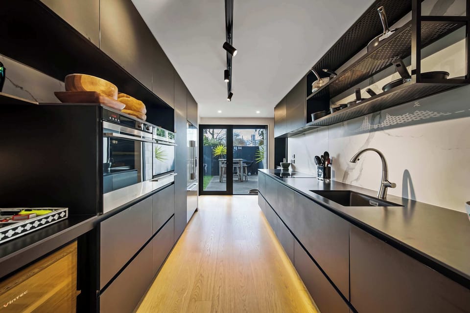 Large kitchen 