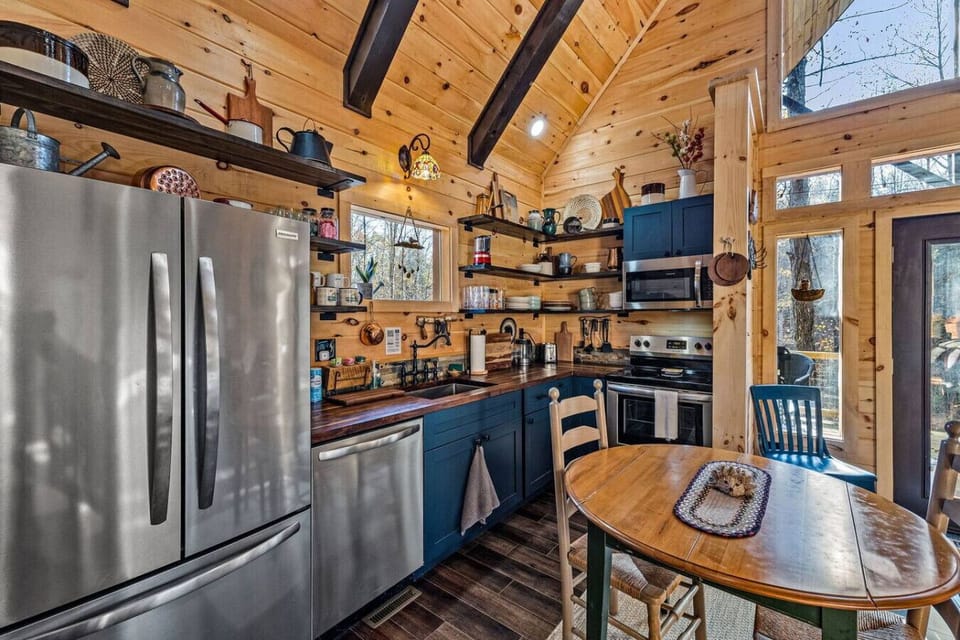 Chalet (2 Bedrooms) | Interior