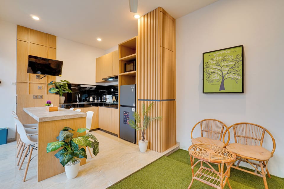 Villa, Pool View | Private kitchen | Electric kettle