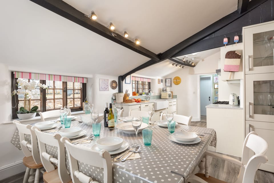 Large farmhouse kitchen perfect for all kinds of dining.