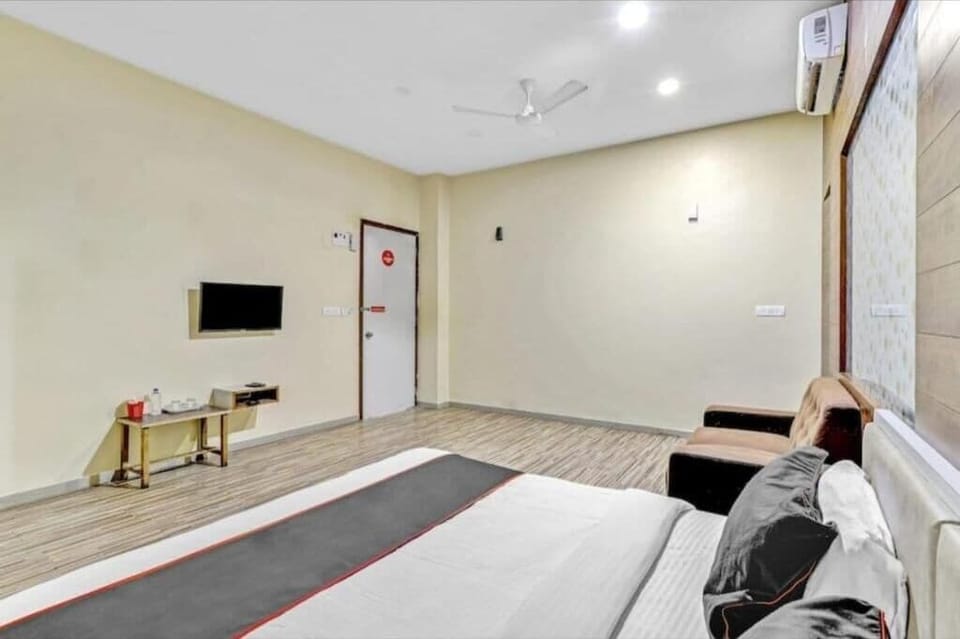 Deluxe Double Room | Free WiFi