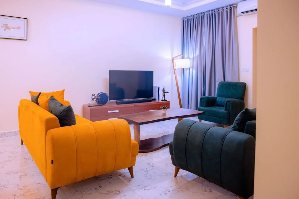 Economy Apartment, Balcony, City View | Living area