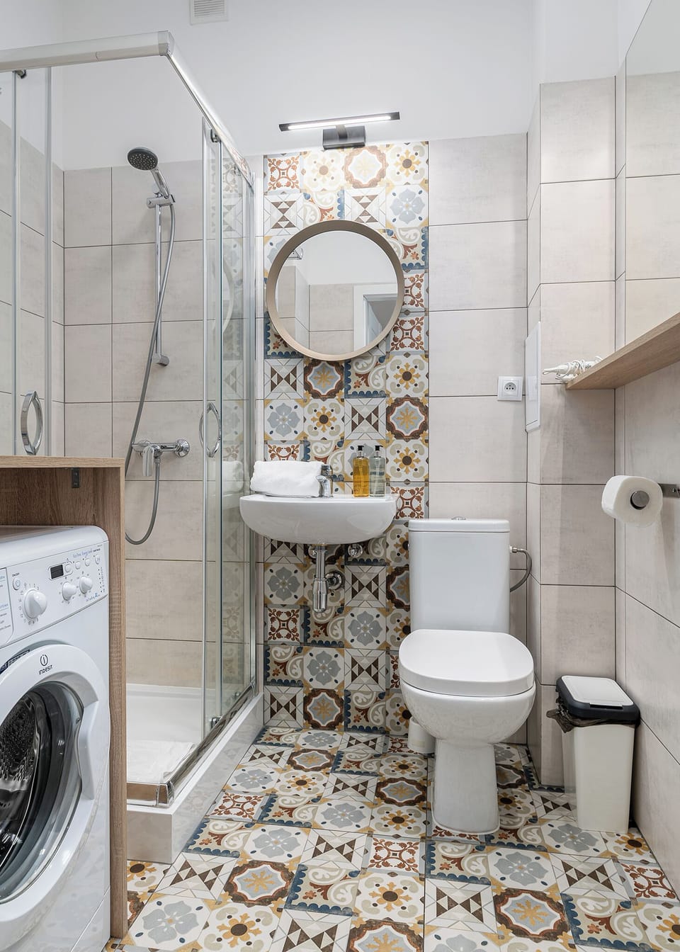 Studio Suite, Balcony | Bathroom