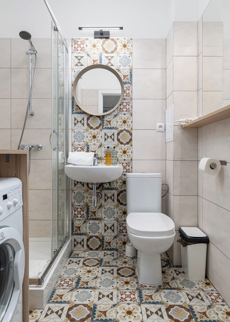 Studio Suite, Balcony | Bathroom