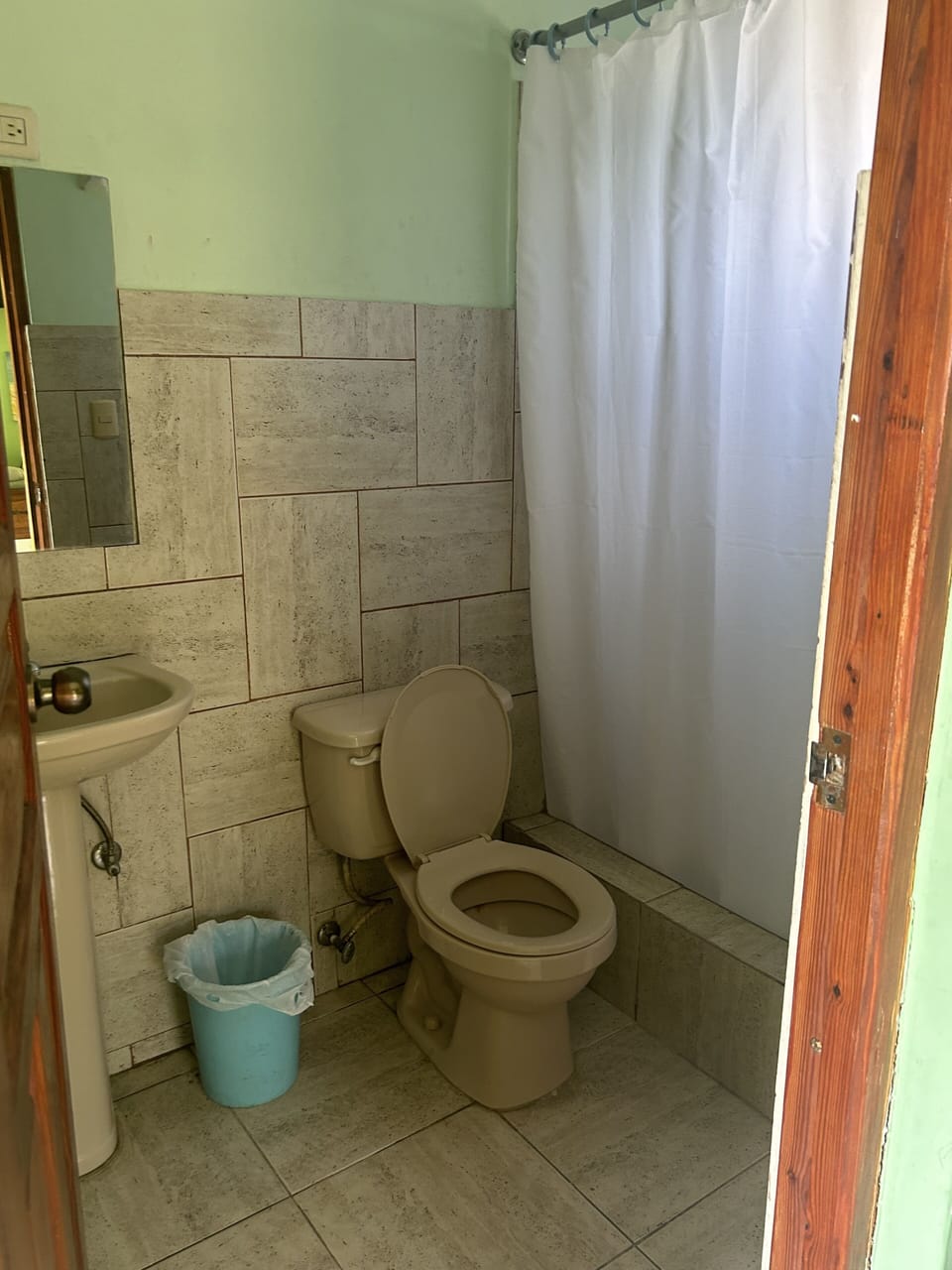 Shower, towels, soap, toilet paper