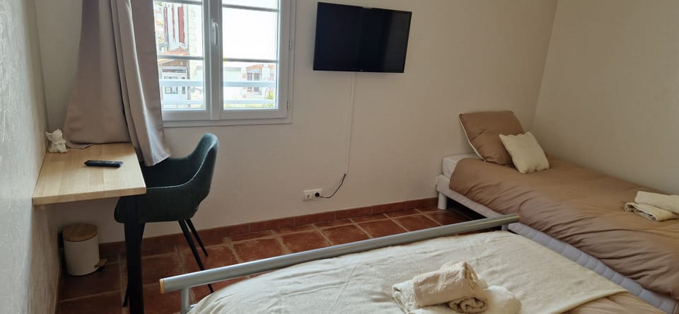 Family Triple Room, Non Smoking, City View | WiFi (free)