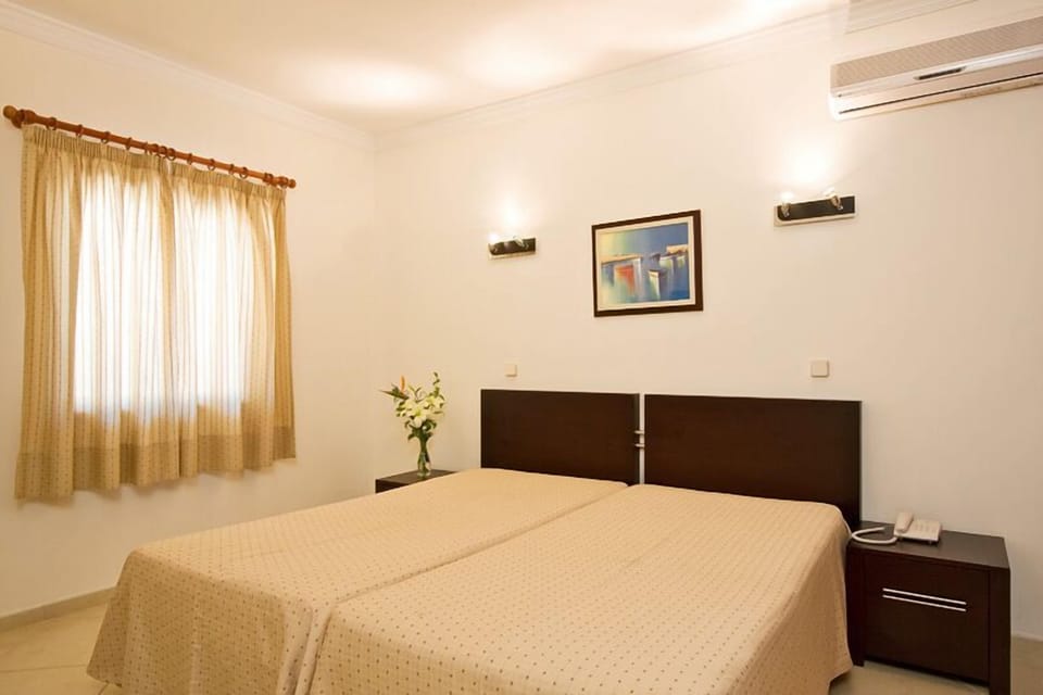 Apartamentos Silmar Apartment hotel in Albufeira