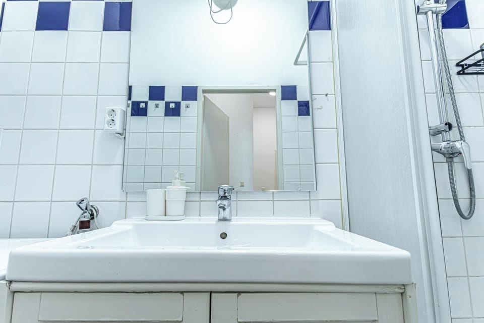 Elegant Spacious 2BR City Center Stay Apartment in Vienna