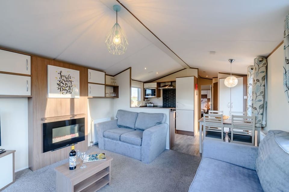 Alder Waterside Spa (Pet)