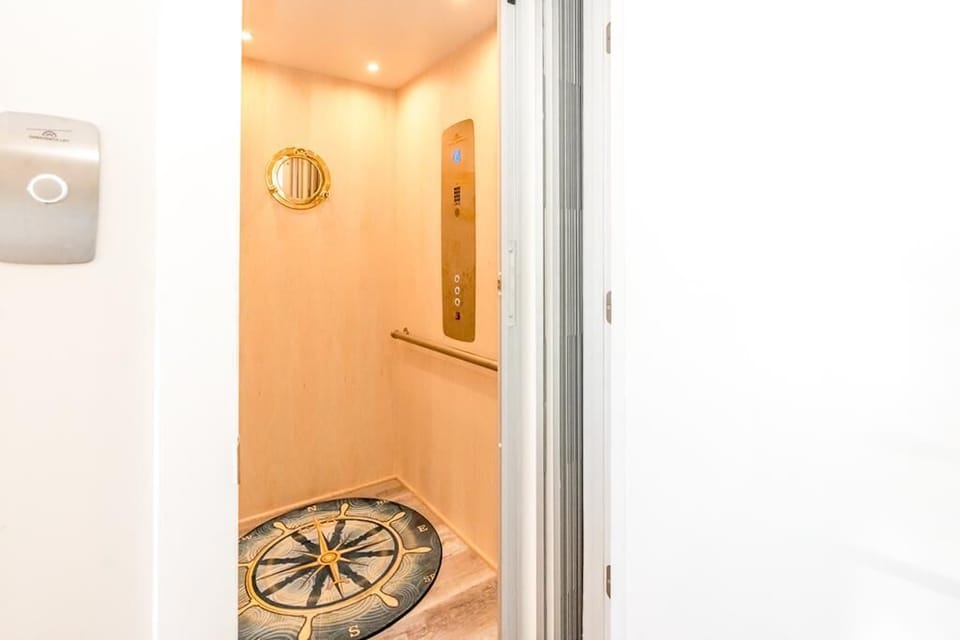 Elevator