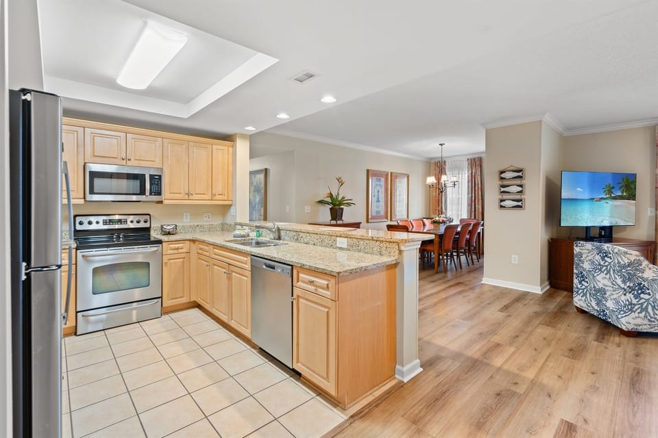 Kitchen - spacious open concept