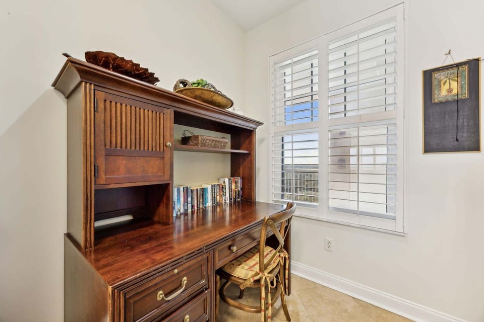 Condo, 2 Bedrooms | Interior
