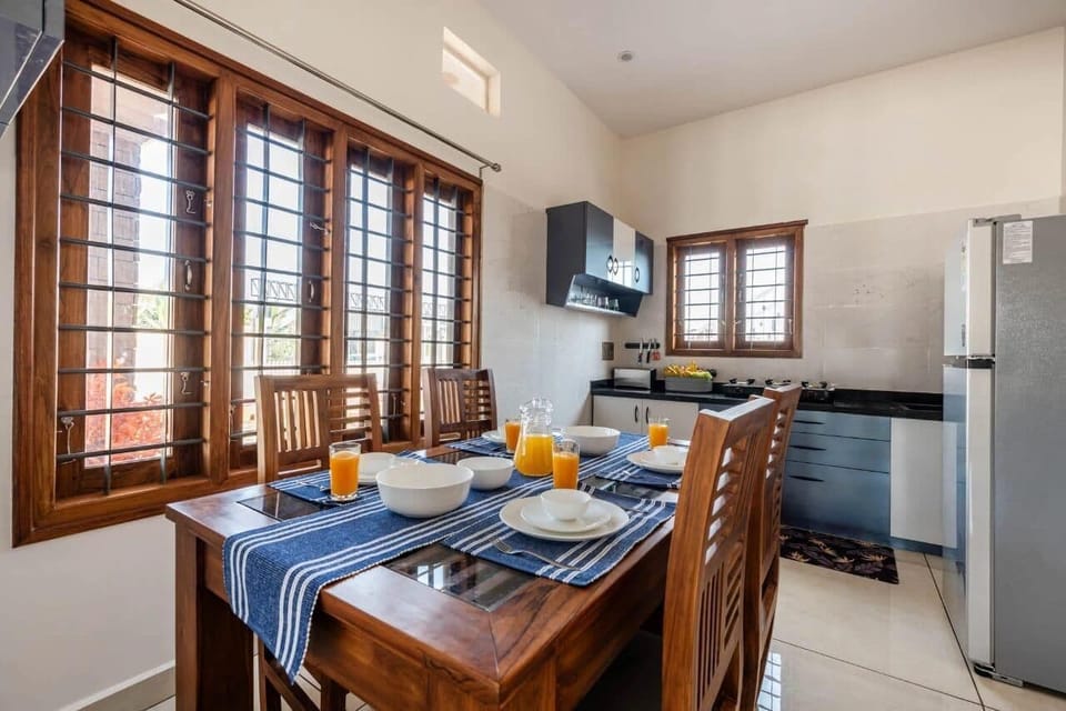 Villa | Dining