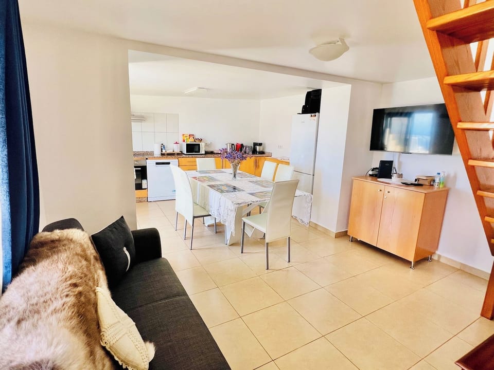 House, 3 Bedrooms, Accessible, Smoking | Living room