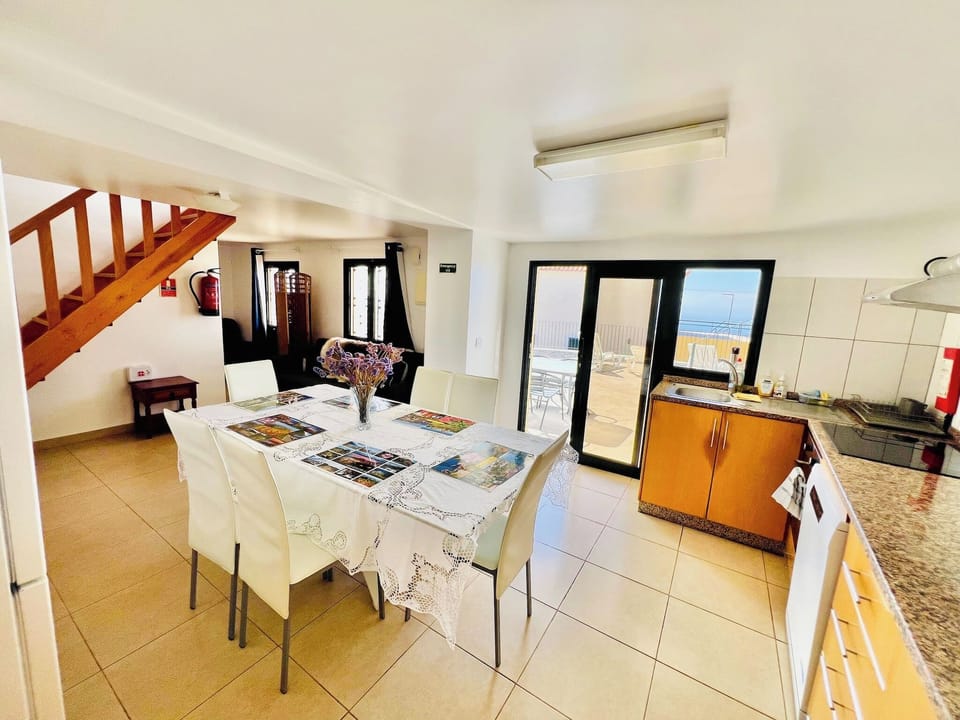 House, 3 Bedrooms, Accessible, Smoking | Dining room