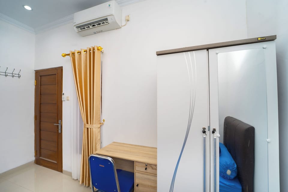 Single Room | Interior