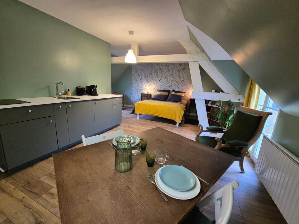Apartment | 1 bedroom, iron/ironing board