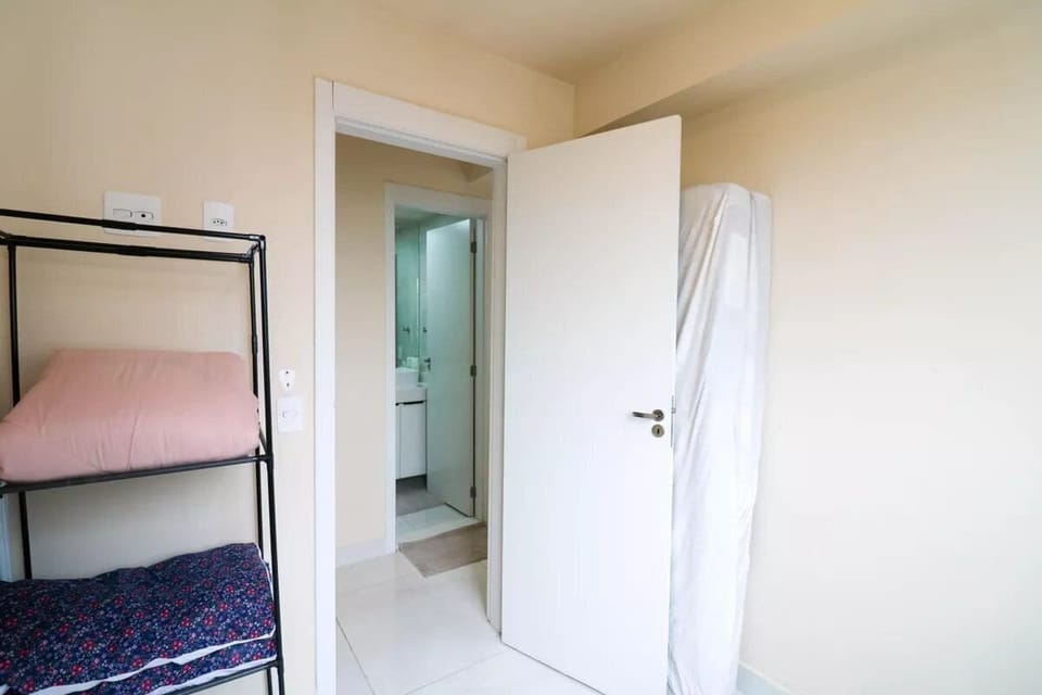 Suite | Interior